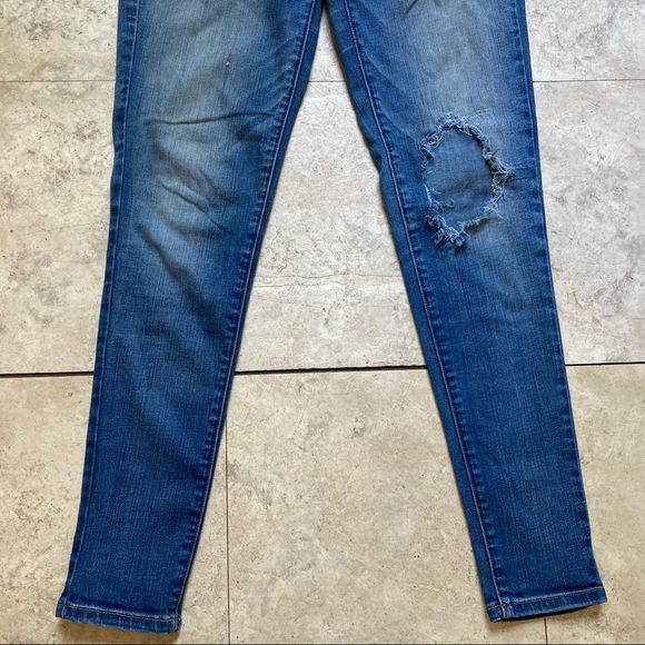 American Eagle Ripped Super Stretch Jegging Jeans - Picture 3 of 11